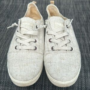 🍍 Roxy Women’s Libbie Slip On Shoes US Size 8🍍